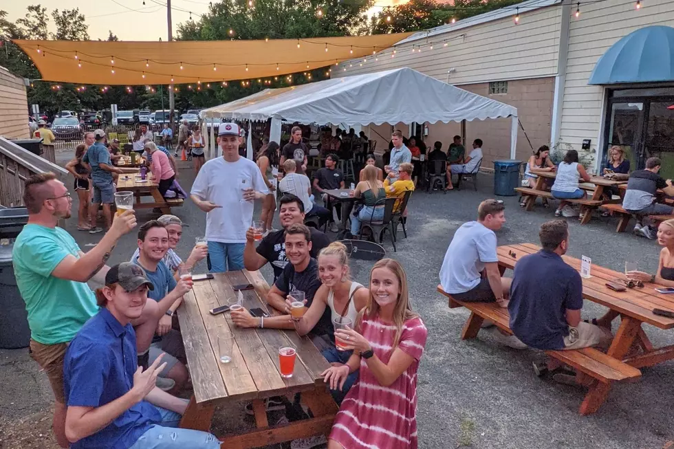 (Last Wave Brewing Company)