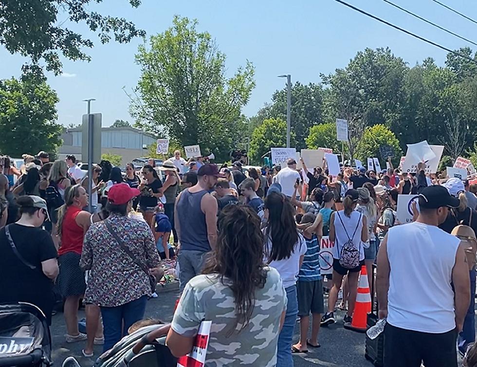 Scenes from East Brunswick’s school mask mandate protest (Opinion)