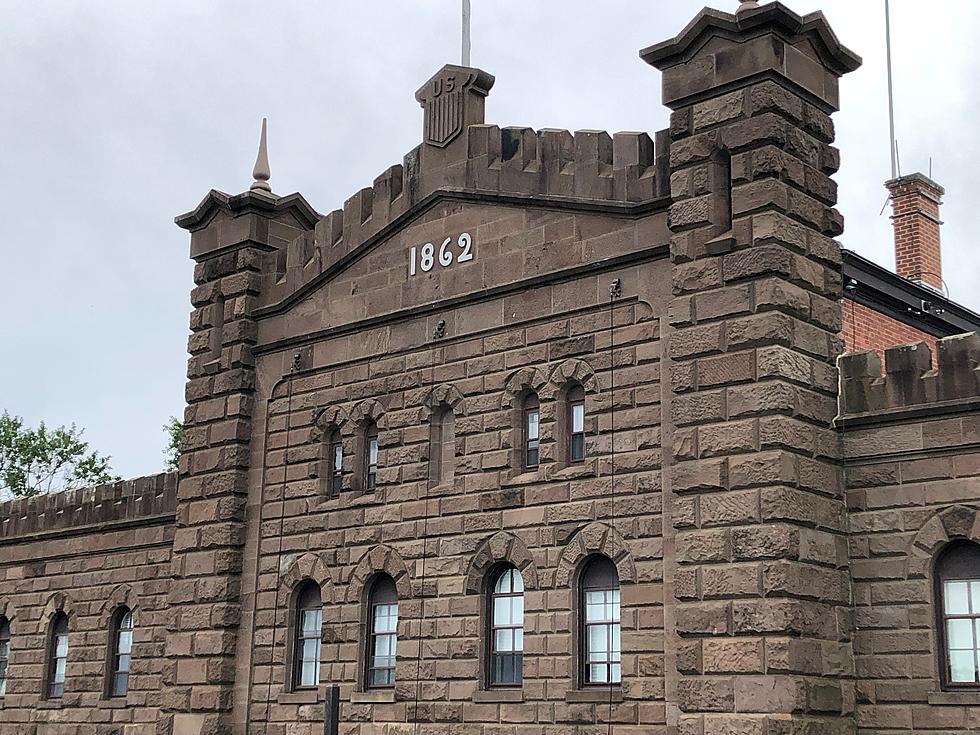 Castle-like lighthouse in NJ that&#8217;ll have you seeing double