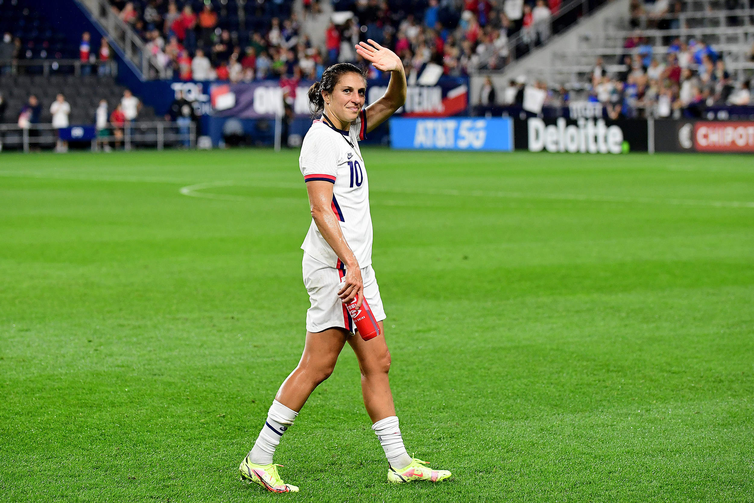 Carli Lloyd Becomes Oldest American Woman to Score Goal for U.S. Soccer –  NBC10 Philadelphia