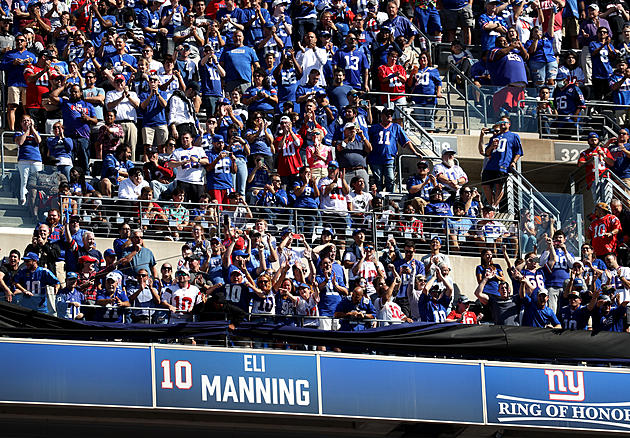 NY Giants' John Mara booed during Eli Manning's jersey retirement