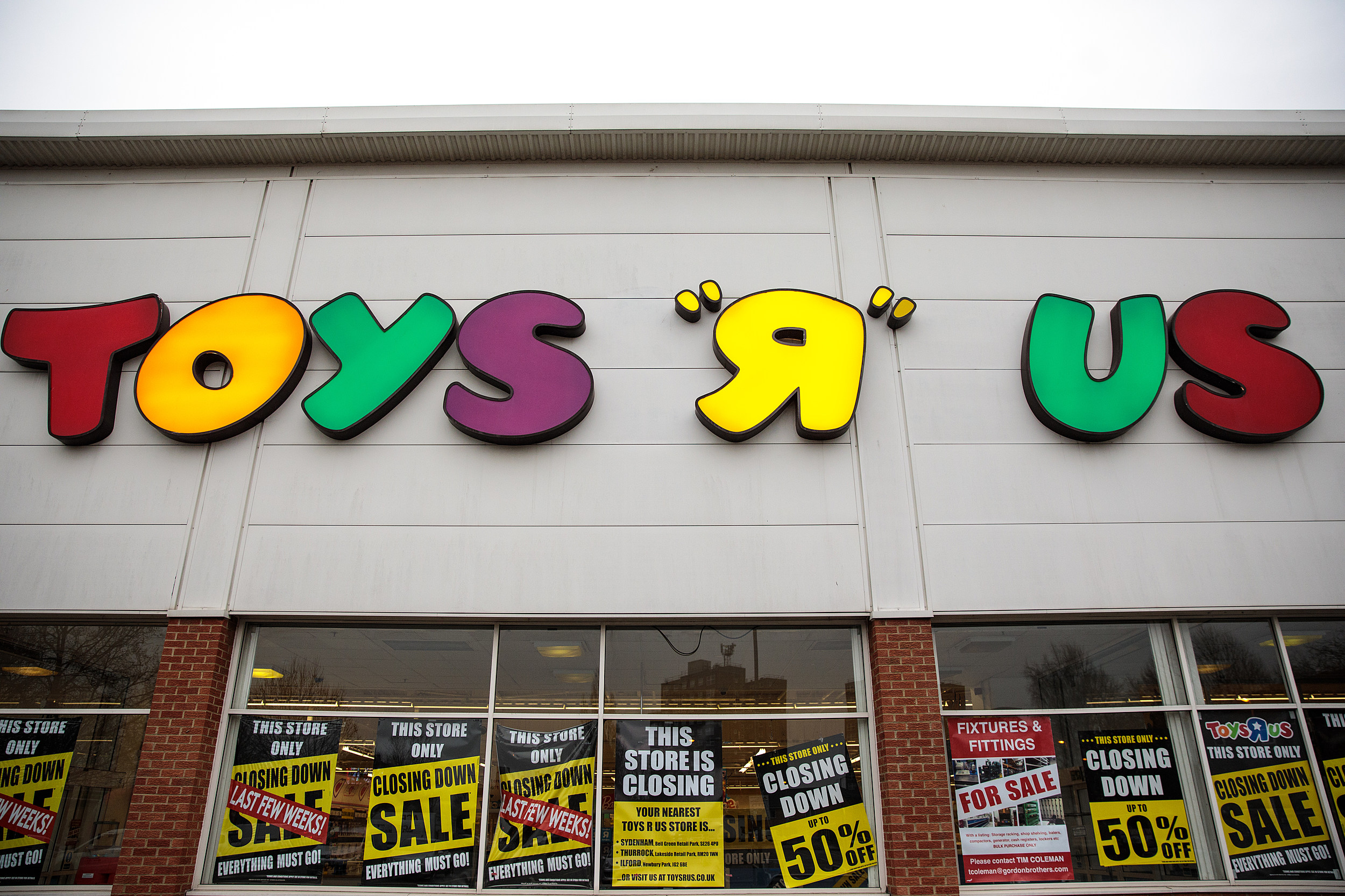 Yes it's true! Toys R Us - Westfield Garden State Plaza