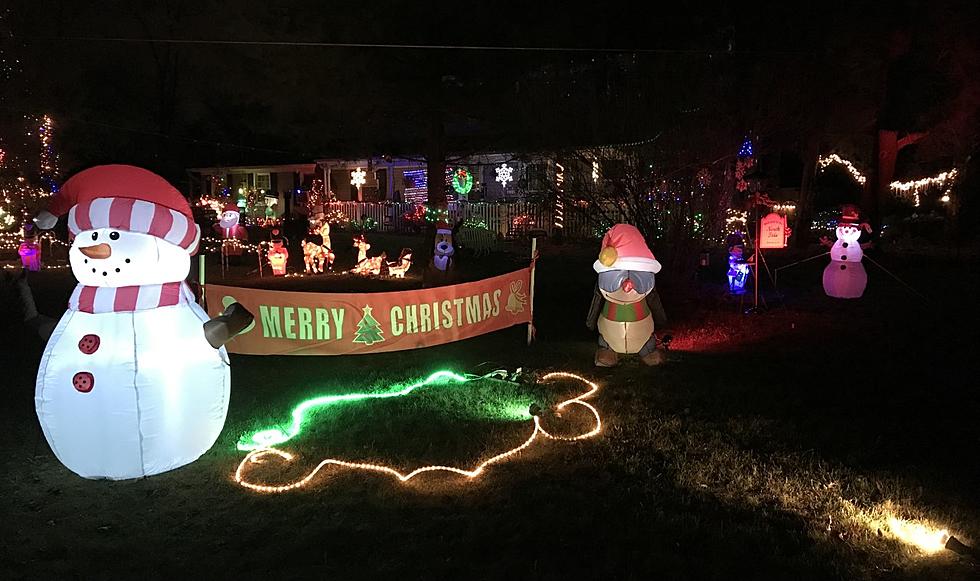 Friendly Christmas competition lights up the New Jersey night