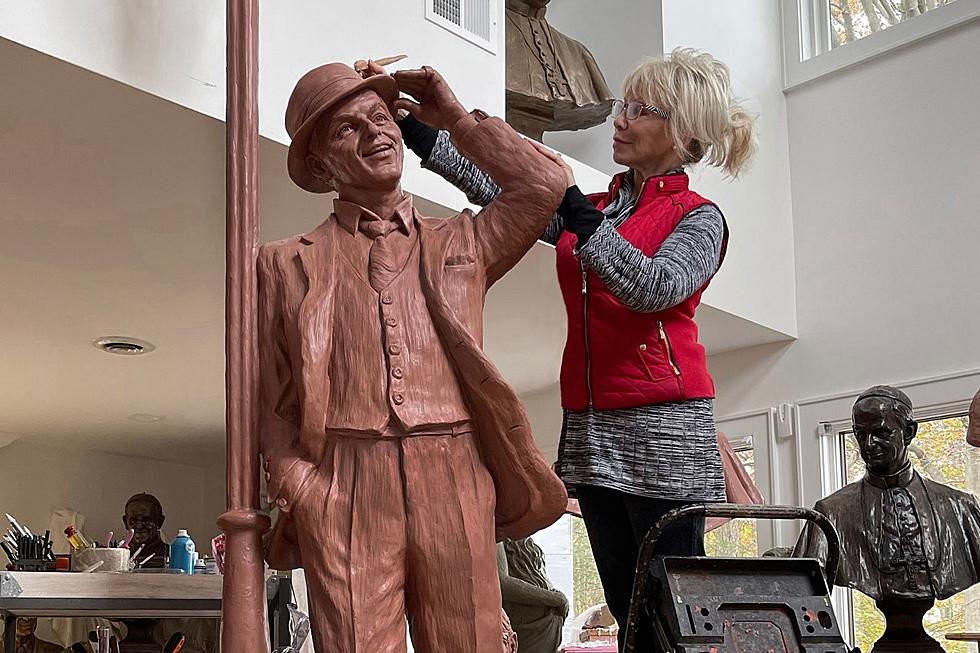 Meet the sculptor who created Hoboken, NJ&#8217;s new Frank Sinatra statue