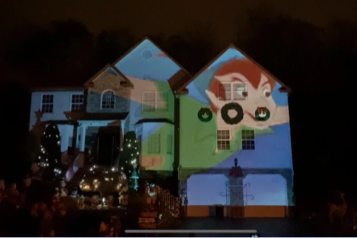Free holiday light show in Hazlet, NJ a mustsee for Disney fans