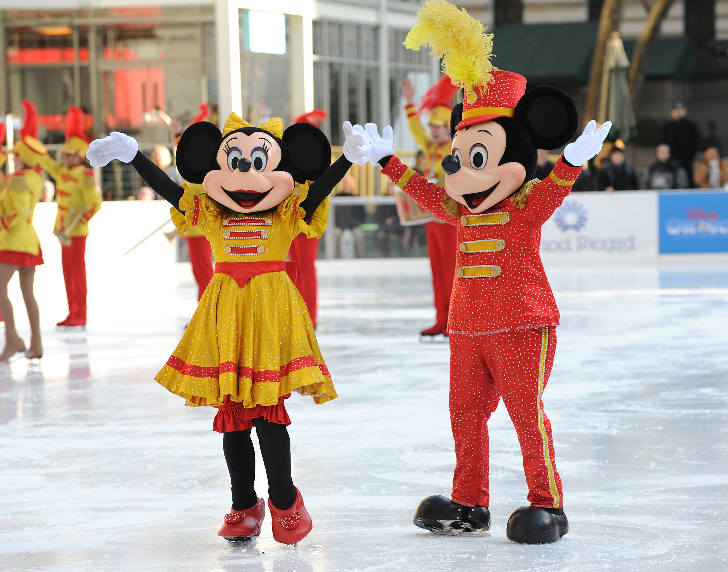 Short Hills Mall Opens 'Frozen' Ice Palace