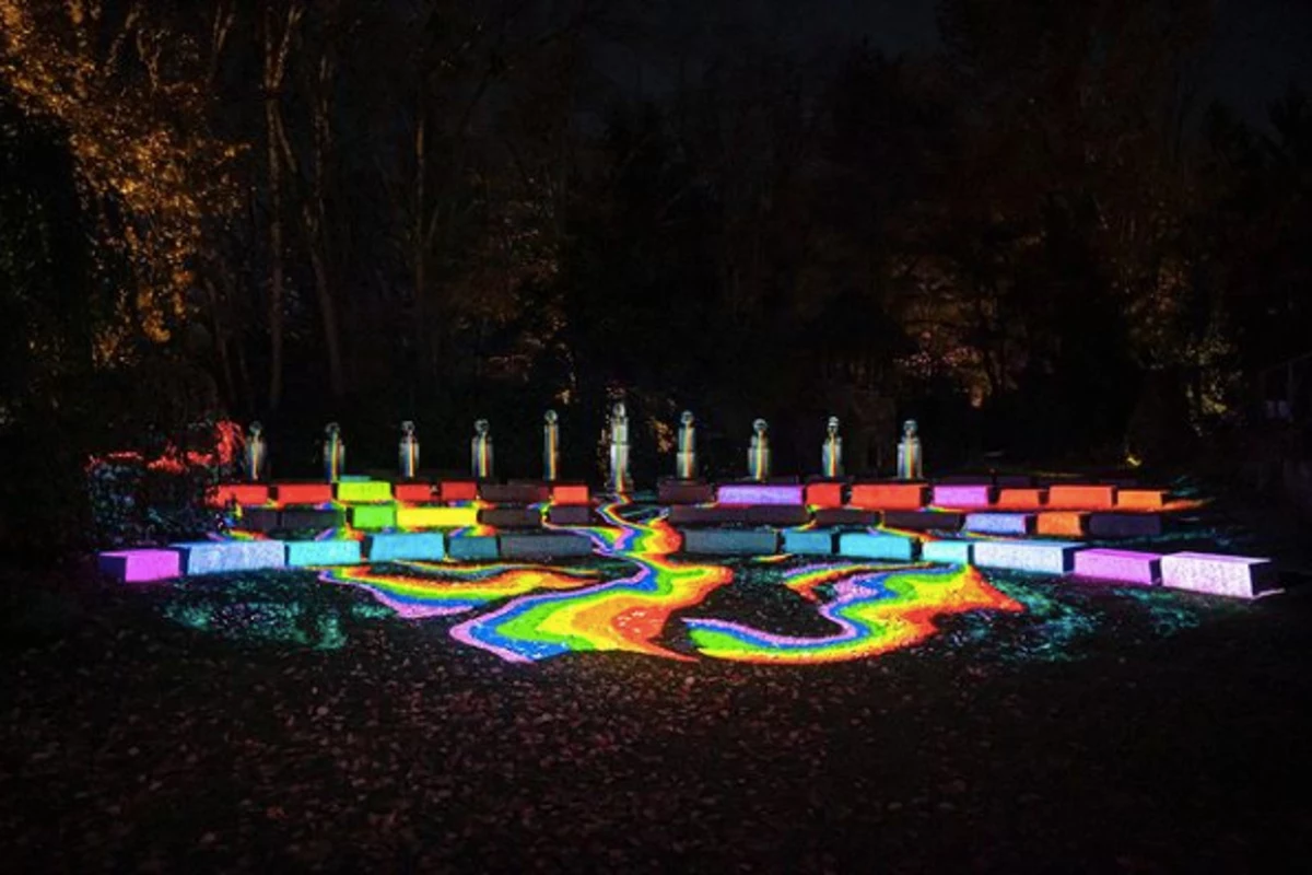 Mindblowing NJ light show has taken over Grounds For Sculpture