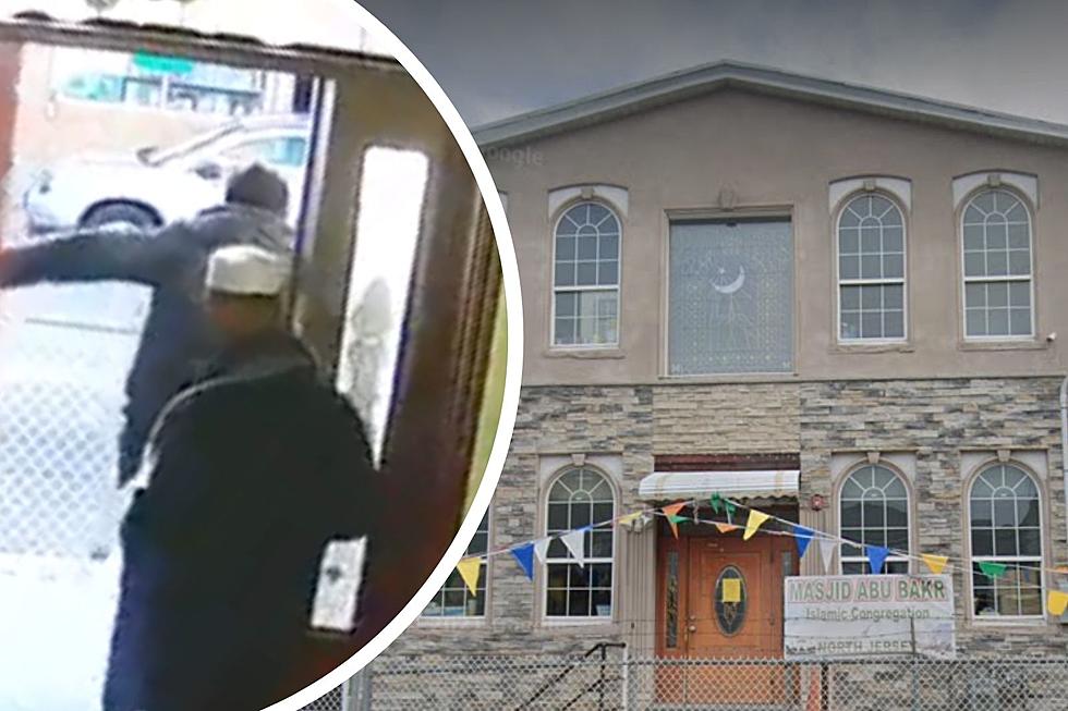 'Everybody's not Muslim here': NJ mosque daily prayers anger man