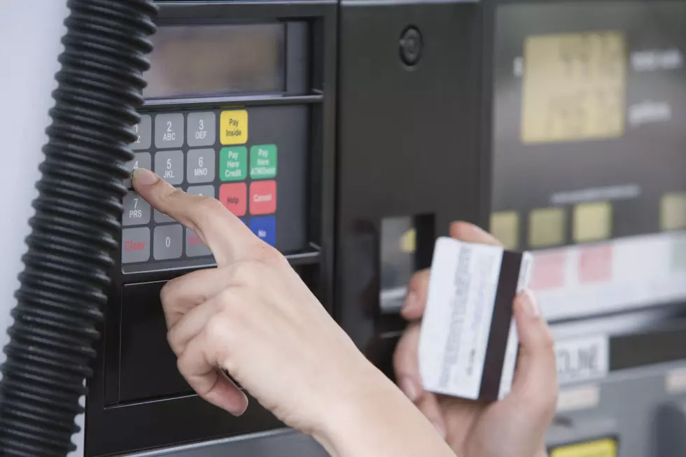 Fuel pump payment kiosk