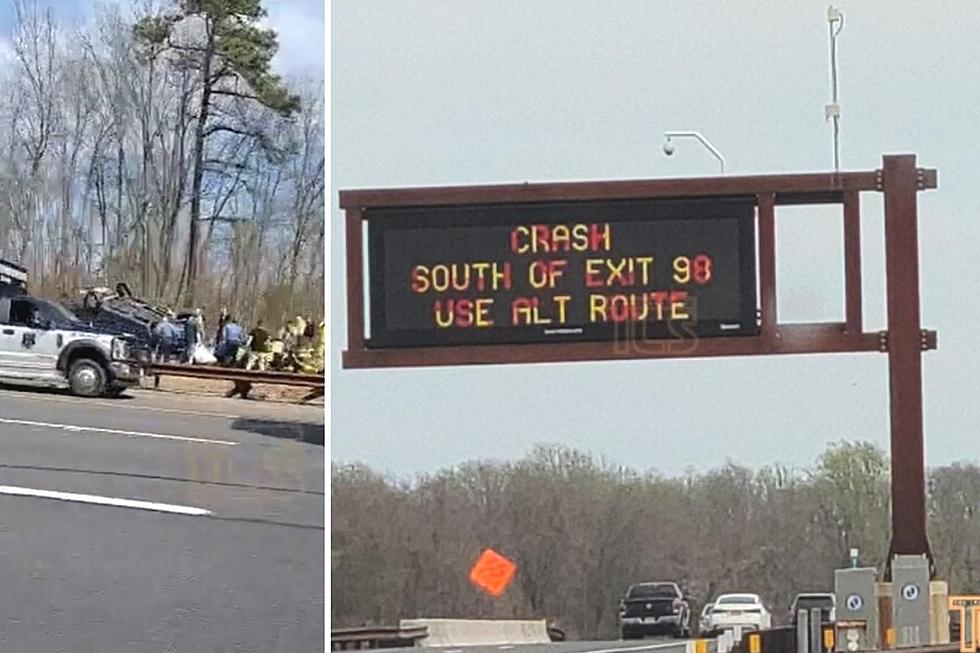 Crash ejects children onto Garden State Parkway in Wall, NJ