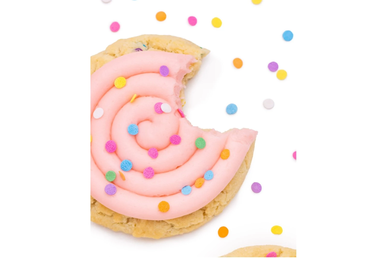 Crumbl Cookies Opens Doors This Week in Manalapan, NJ