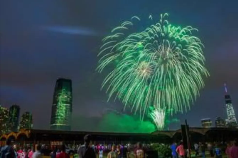 Jersey City July 4th fireworks by Grucci (Jersey City)