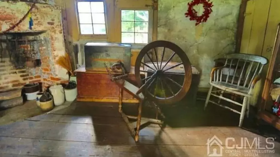 This is the oldest home in New Jersey built around 1640