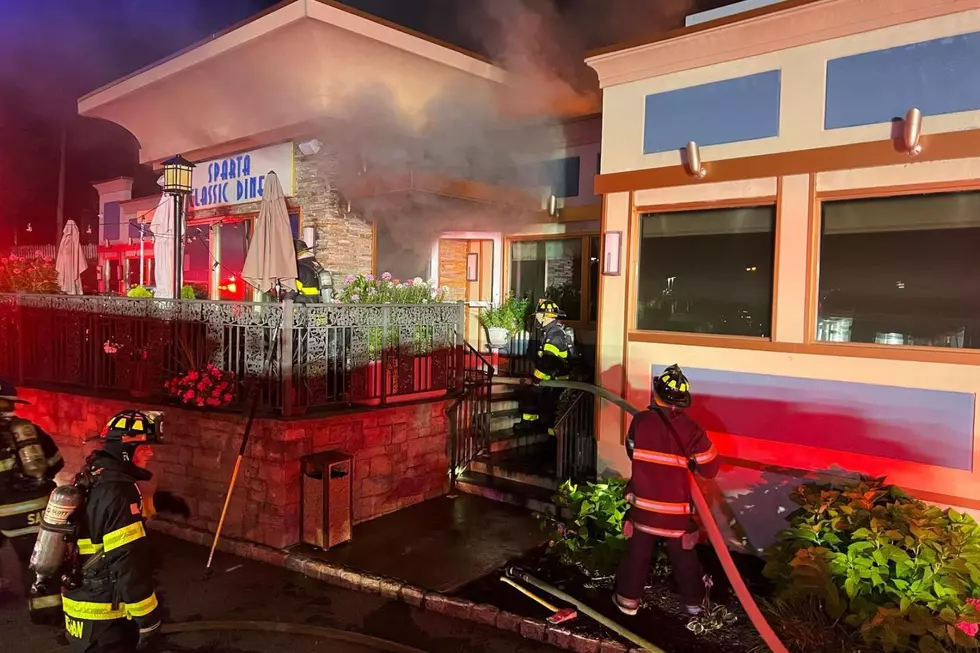 Late night fire heavily damages landmark diner in Sparta, NJ