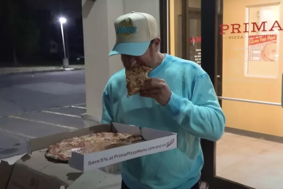 Barstool&#8217;s Portnoy reviews more NJ pizzas on final stops of Jersey tour