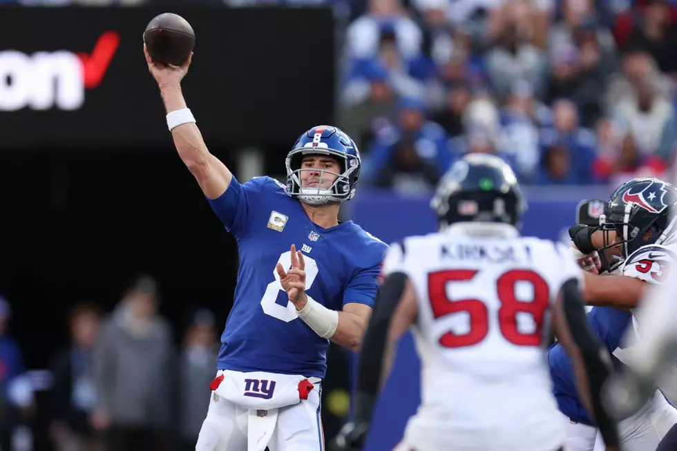 NY Giants need to sign Daniel Jones before someone else does
