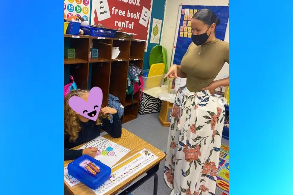 Roxsana Diaz with a student. (toyboxdollz on Instagram)