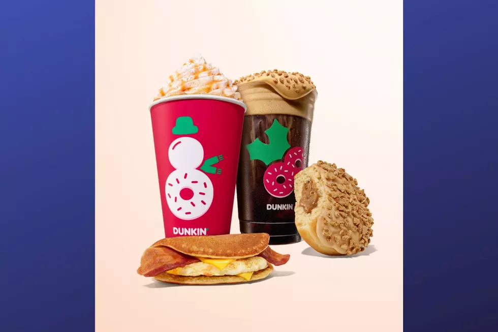 Deck the halls with Dunkin&#8217;s new 2022 holiday menu