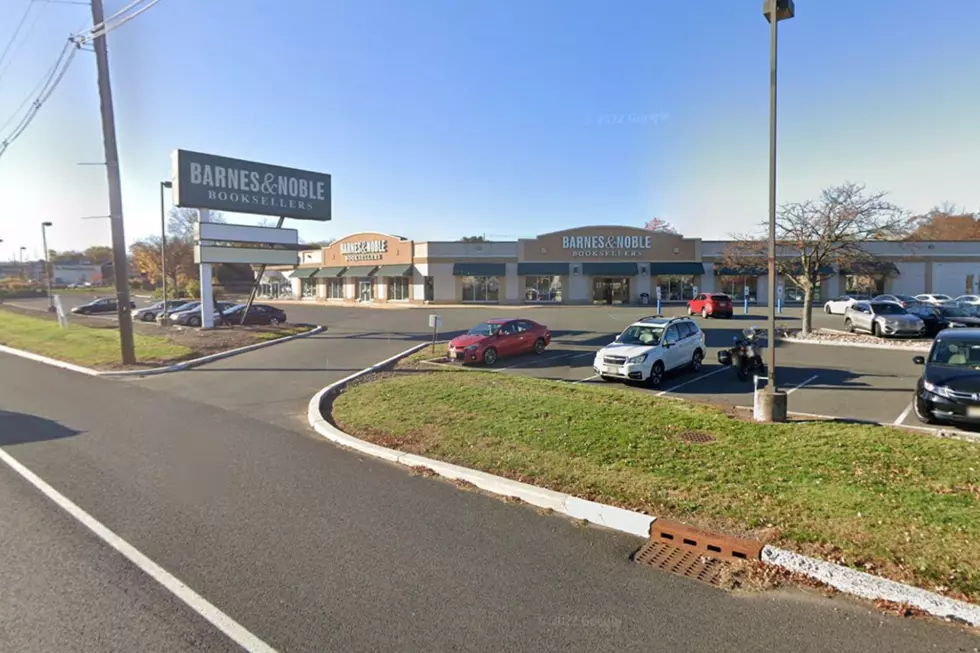 This NJ Barnes and Noble store is moving, while another is closing
