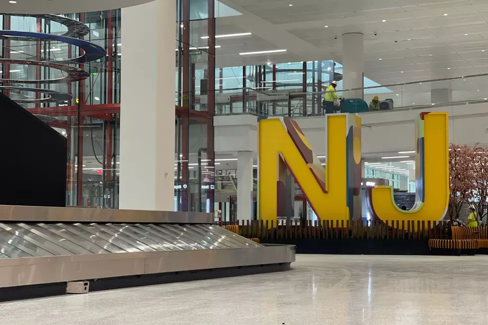 Wilmington airport: Car crashes into North Carolina terminal