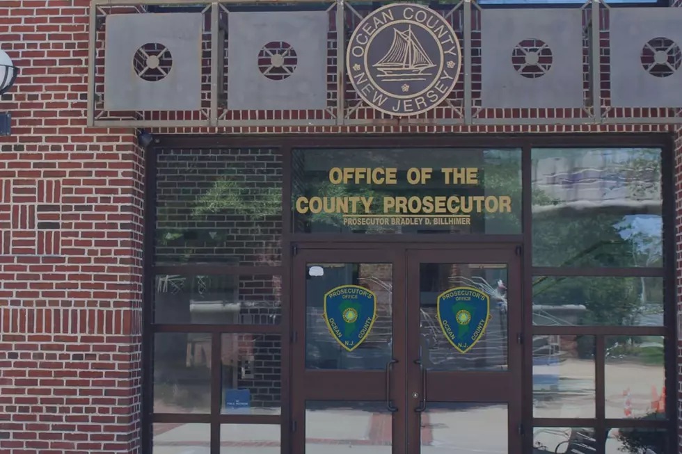 NJ contractor had over 1,000 child pornography files, police say