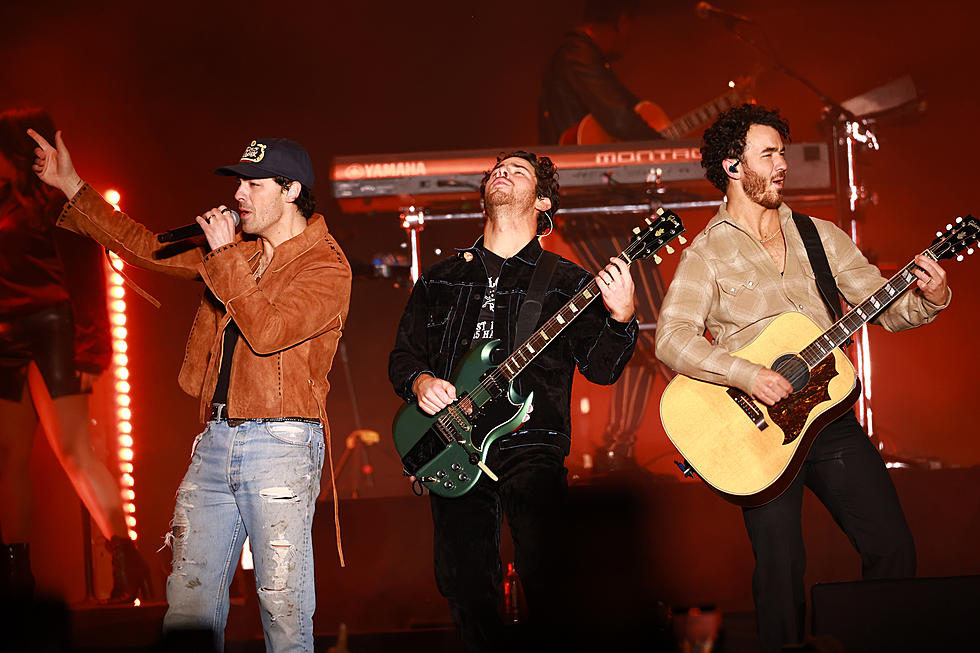 New Jersey natives, The Jonas Brothers, are heading to the Broadway stage