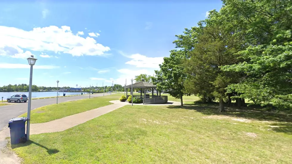 Mathis Plaza