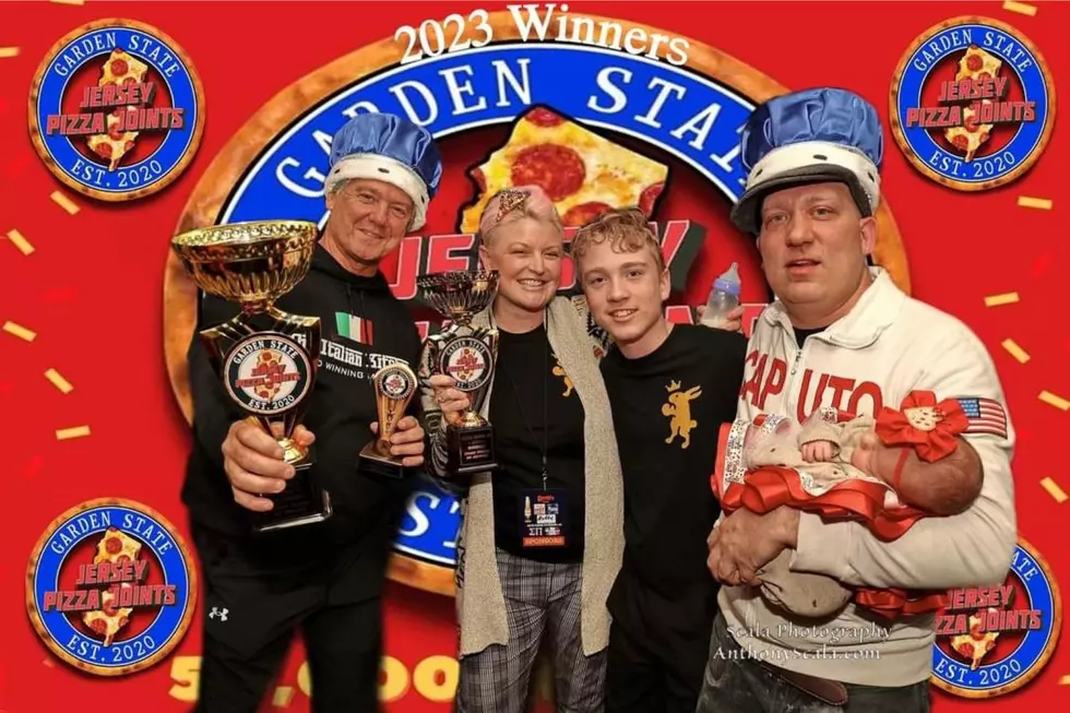 Johnny Speciale (left), Nino Coniglio and family (right) (Photo: Steve Trevelise)