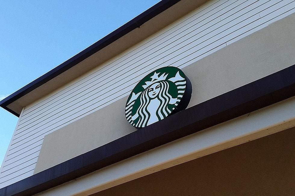 ON STRIKE – NJ Starbucks workers walk off the job