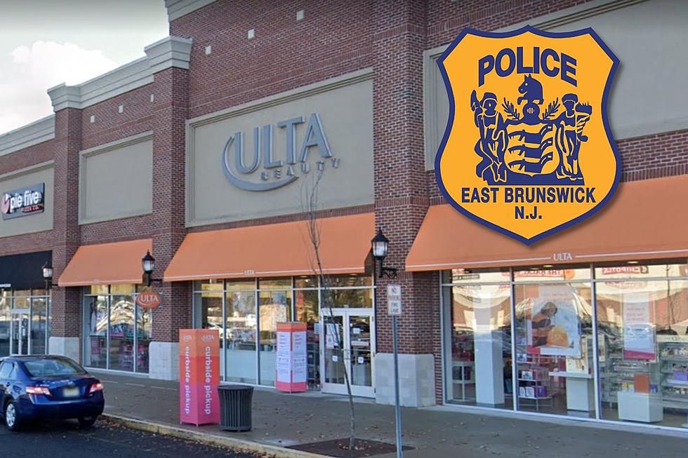 Ulta Shoplifters Crash Into NJ Traffic Lights — Part of a Ring?