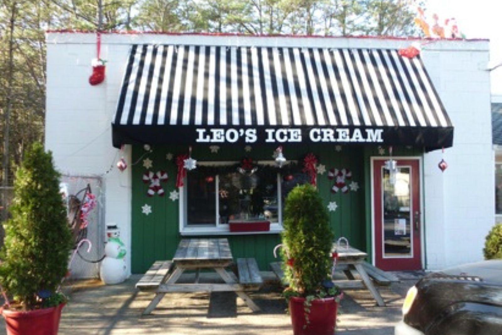 Ice Cream Shop + Eatery, Medford Lakes, NJ