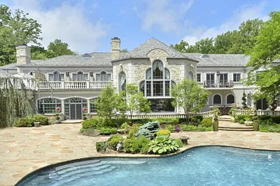 Doesn’t Russell Simmons’s former NJ mansion look like a mausoleum?