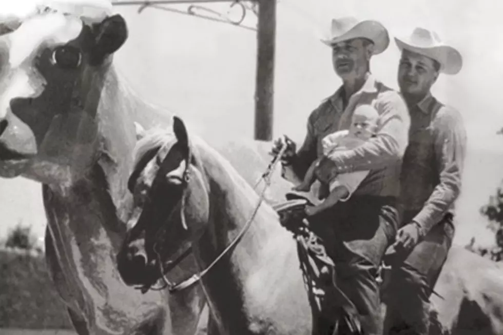 The beginnings of Cowtown Rodeo (Cowtown Rodeo)