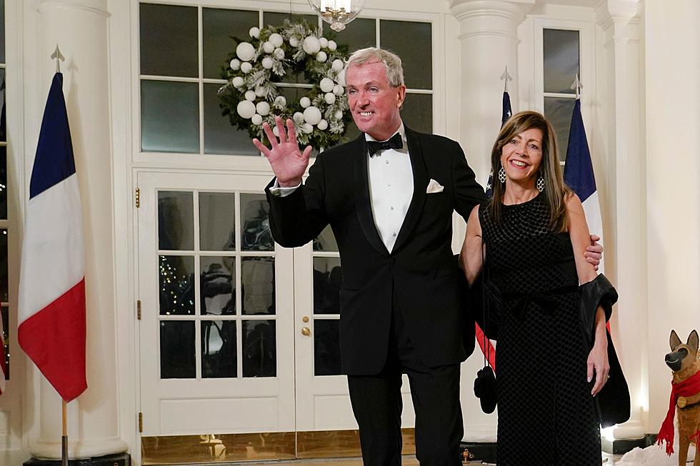 NJ First Lady Didn’t Want to See Cop Pumping Breast Milk in Mansion, Lawsuit Says