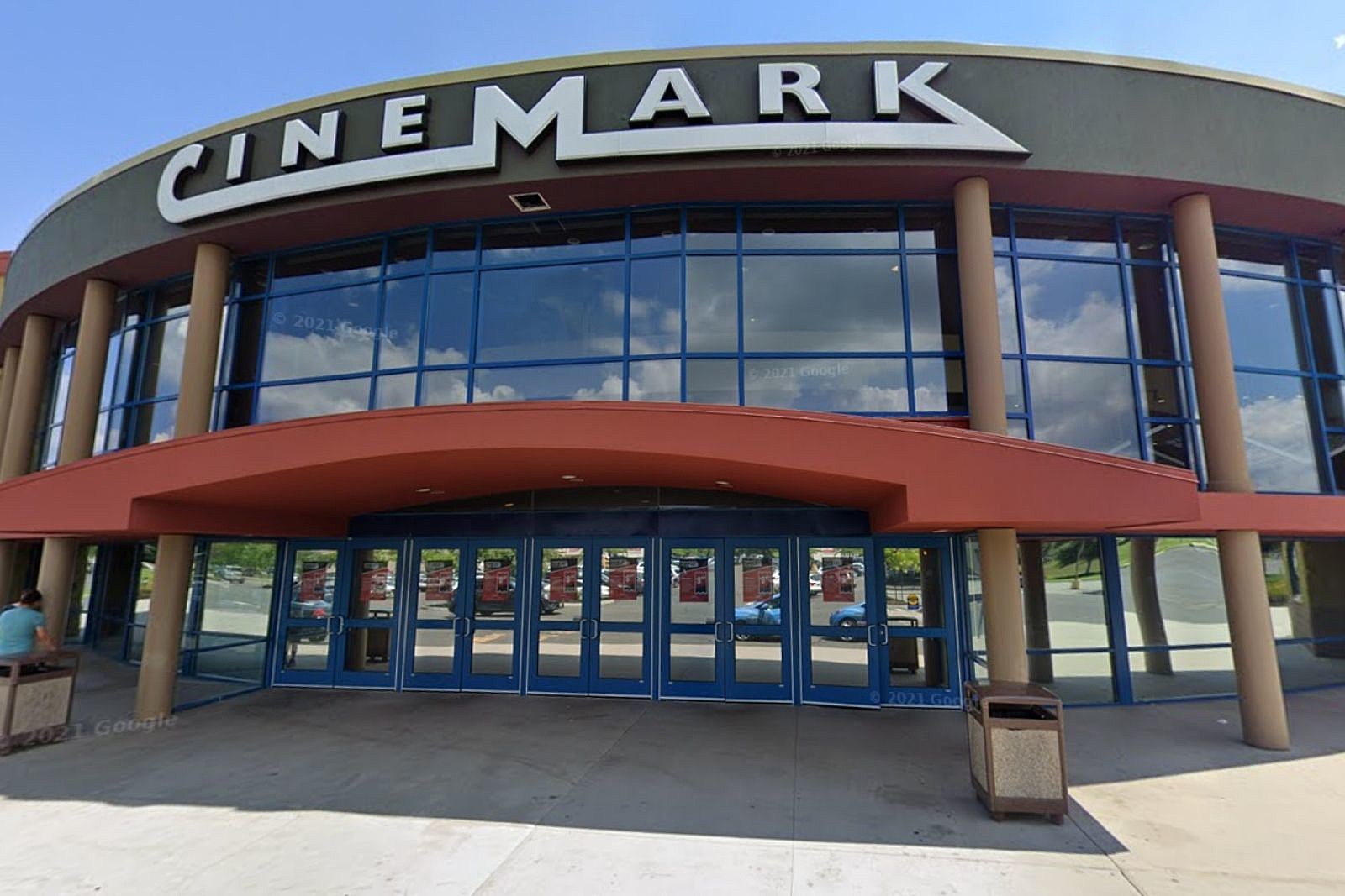 Suit Teen with autism kicked out of NJ theater over bathroom