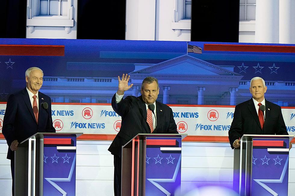 GOP candidates fight each other, back Trump, at first debate