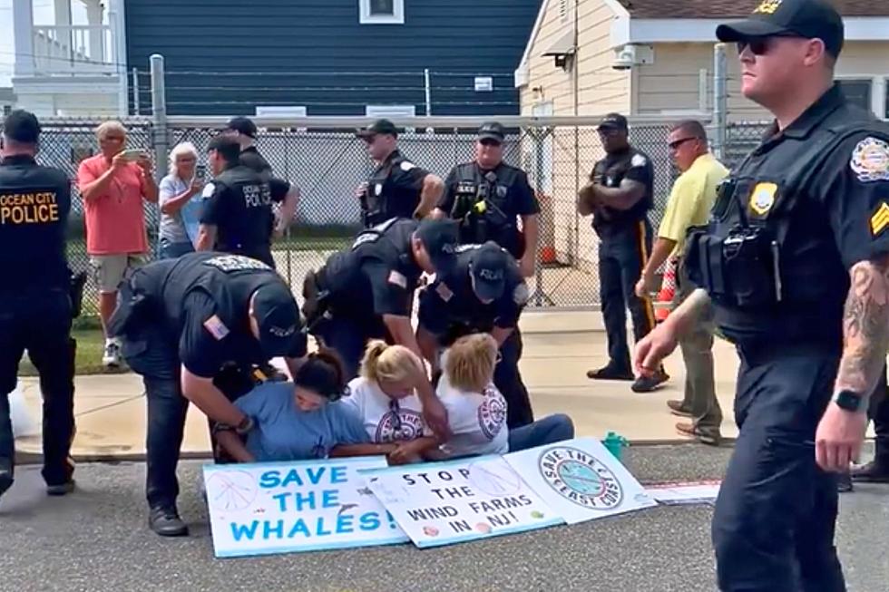 6 protesters arrested as onshore testing for NJ wind farm begins