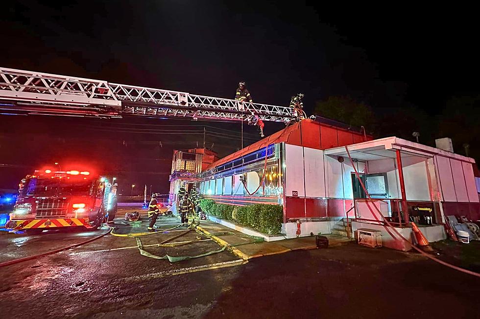 Large, Smoky Fire Temporarily Closes Diner in Edison, NJ