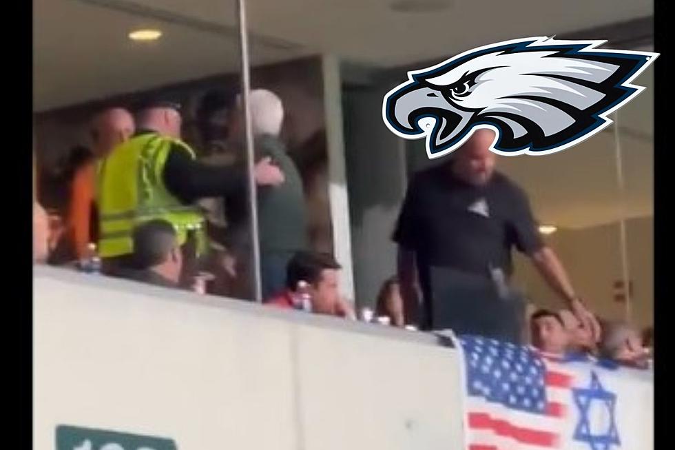 NJ political boss kicked out of Philadelphia Eagles game over his flag