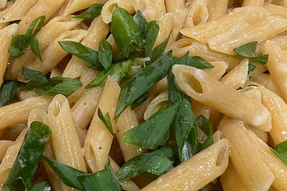 How to make homemade cheesy pasta sauce with leftovers