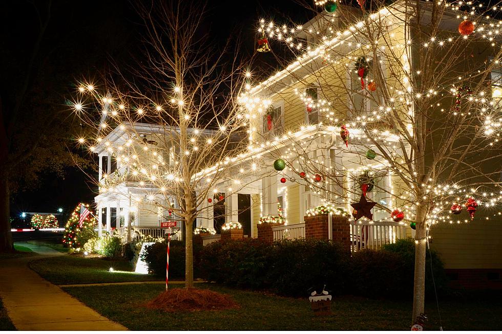 When is the right time to take down your Christmas lights in NJ?