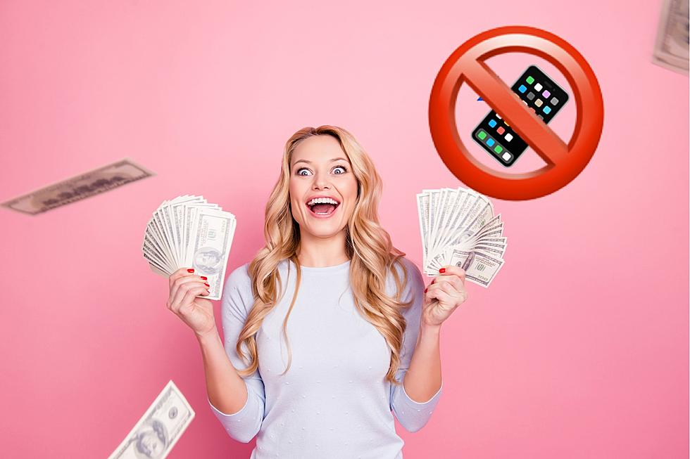 How to win $10,000 for giving up your cell phone for one month