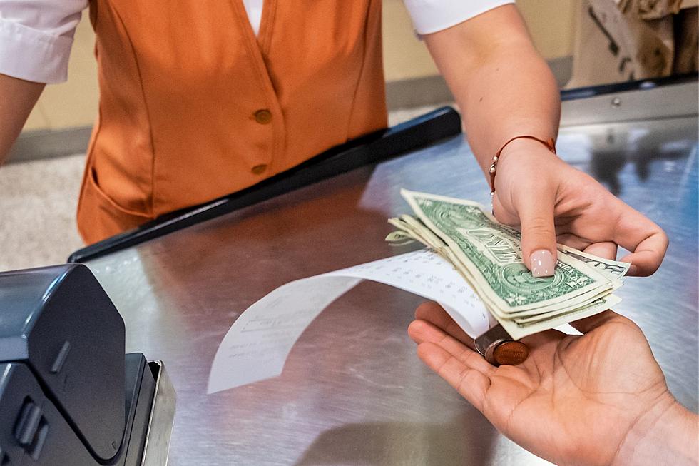 How many people in New Jersey still carry cash?