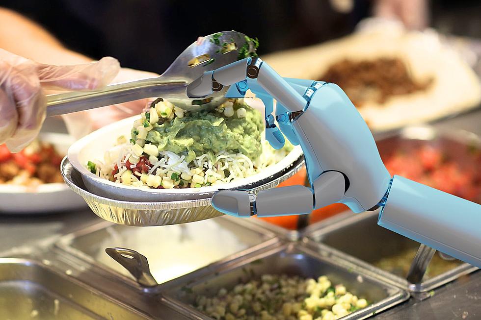 Popular Mexican chain testing robot chef for all locations, including NJ
