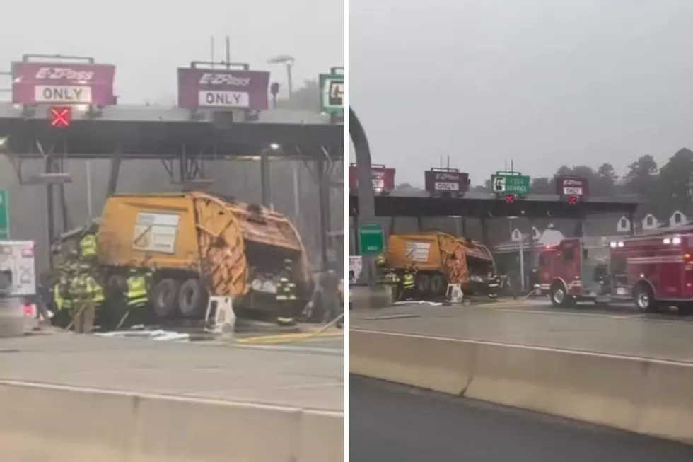 Garbage truck slams into Parkway toll booth to avoid pickup