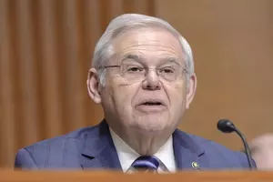 Sen. Bob Menendez’s bribery trial delayed by one week to mid-May