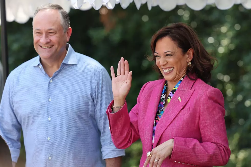 Douglas Emhoff and VP Kamala Harris Sept. 9, 2023 in Washington, DC (Kevin Dietsch_Getty Images)