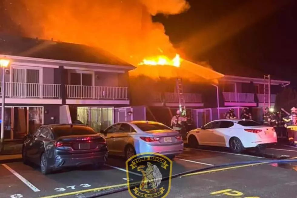 Fire at Mariner's Cover townhouses in Toms River 7/1/24