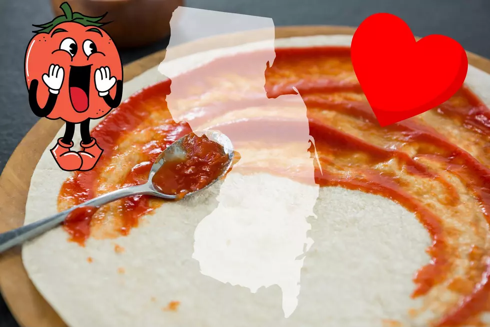 Pizza tomato sauce love