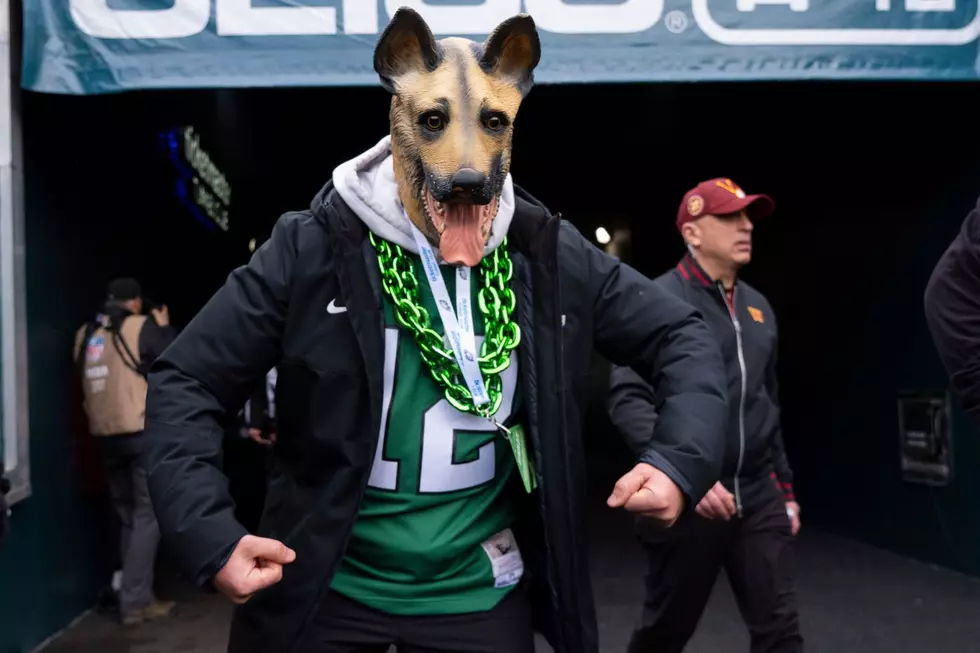 Philadelphia Eagles fan looks on with a dog mask 1/26/25